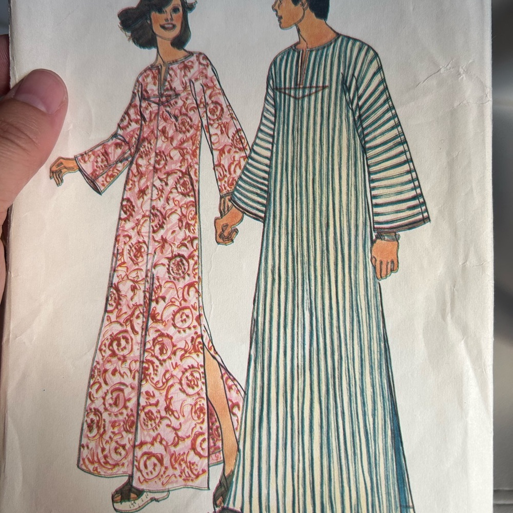 Simplicity 6695 Men's Striped and Floral Robes caftan size L 💜